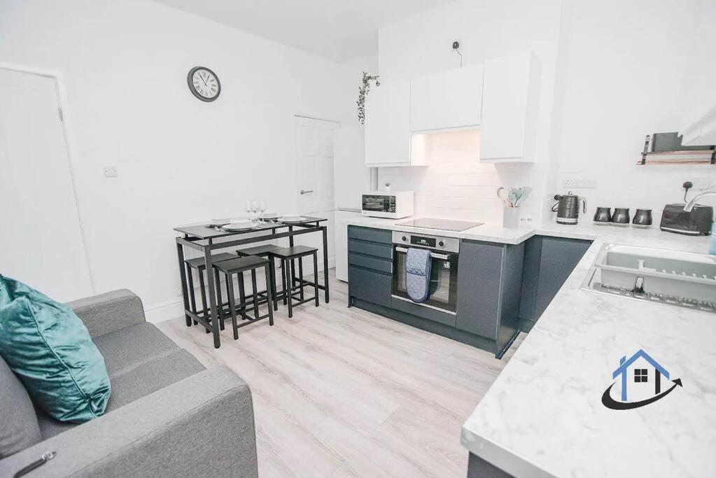 Balby Casa Nr Doncaster Racecourse King Beds Street Parking Villa Eksteriør billede